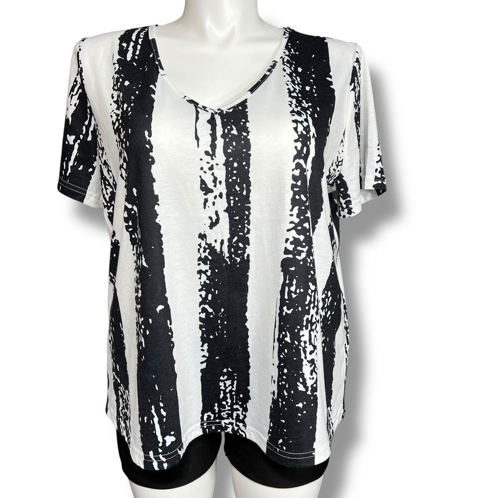 Boutique Womens T Shirt Top Striped V Neck Pullover Lightweight Black White XL